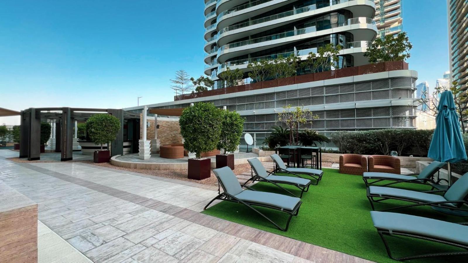 2 Minute Walk To Mall - 3 Bedroom Burj Khalifa View With Pool And Appartamento *