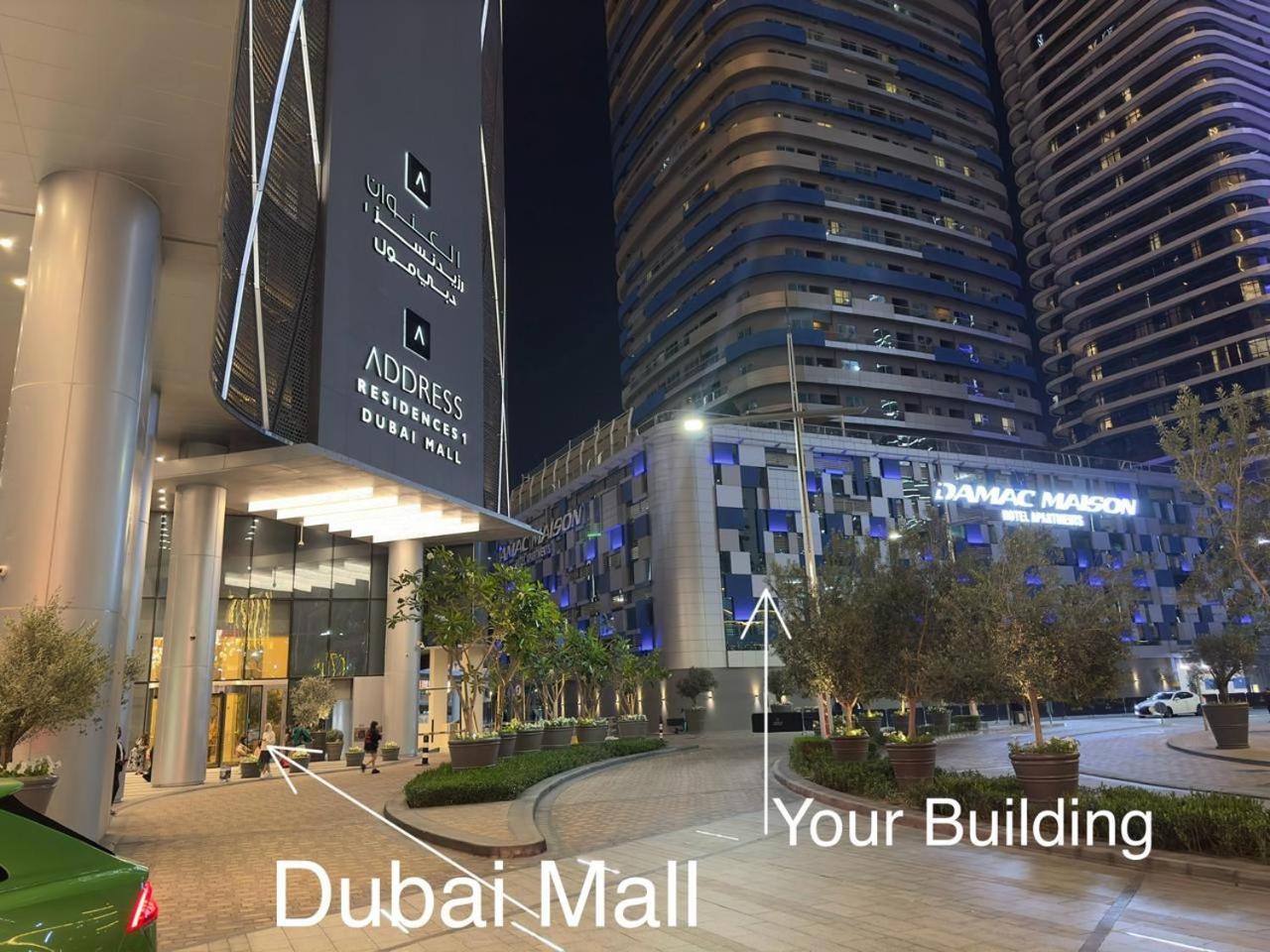 Appartamento 2 Minute Walk To Mall - 3 Bedroom Burj Khalifa View With Pool And Dubai