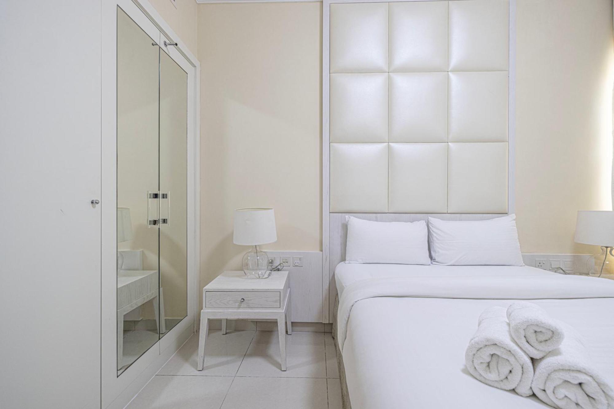 2 Minute Walk To Mall - 3 Bedroom Burj Khalifa View With Pool And Апартаменты *